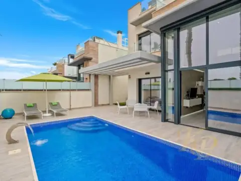 Chalet en Los Dolses-Montezenia-Lomas de Cabo