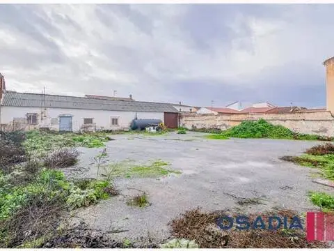 Nave industrial en Cijuela