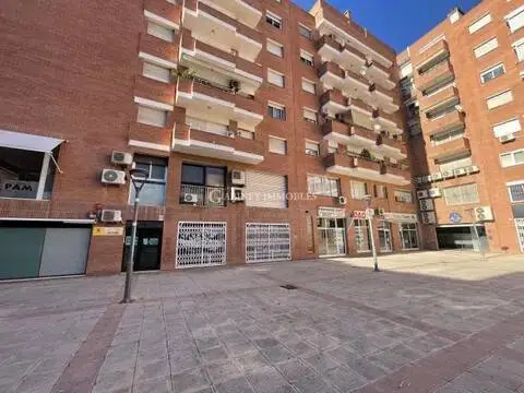 Nave industrial en Carrer de l'Avenir