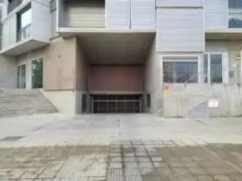 Garaje en calle de Francisco Martínez Soria
