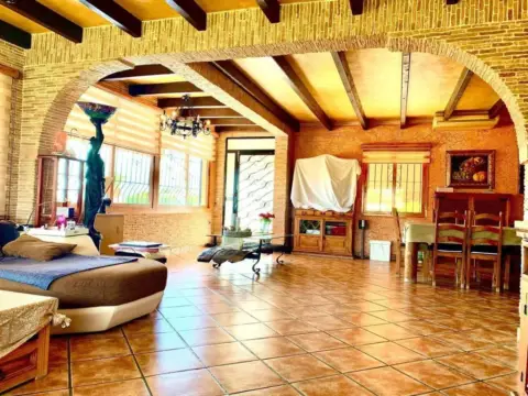 Chalet en Los Girasoles