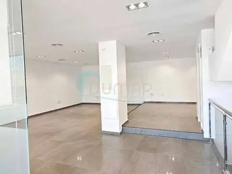 Local comercial en Guadalmina