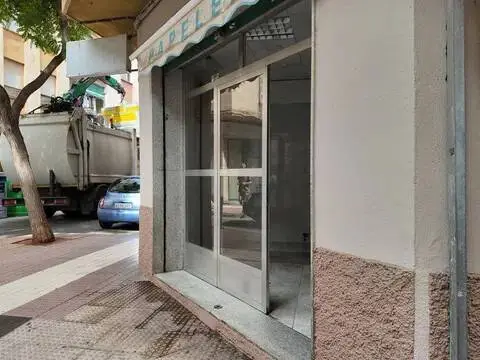 Local comercial en Sur
