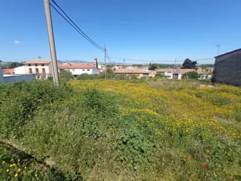 Terreno en calle Salida de Epila
