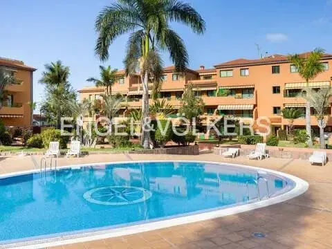 Piso en San Antonio-Las Arenas