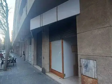 Local comercial en Carrer de l'Argentera
