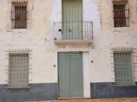 Chalet en Villena