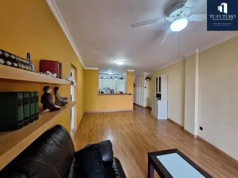 Piso en Urbanización Santa Rosa-Generación del 27