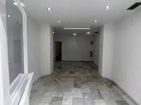 Local comercial en Ensanche-Diputación