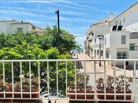 Piso en Avenida de Juan Luis Peralta