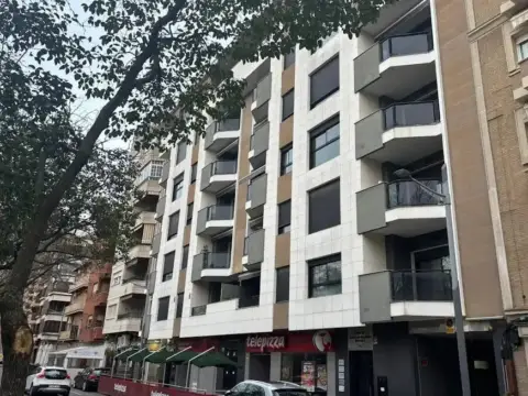 Piso en Paseo de la Virgen de Linarejos