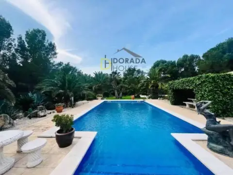 Chalet en Camping Nàutic