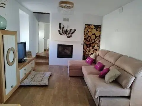 Casa adosada en Pedanías y Barrios Rurales