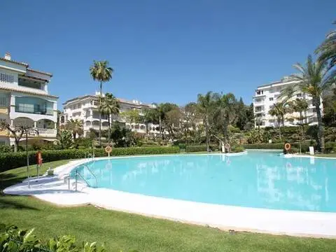Piso en Lomas de Marbella Club-Puente Romano