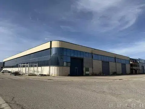 Nave industrial en Villariezo
