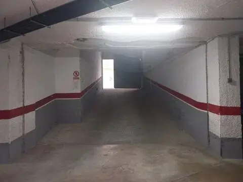 Garaje en calle de la Constitución