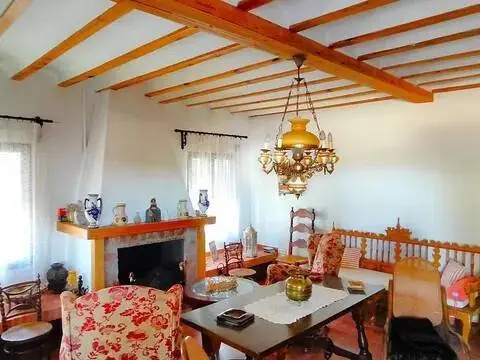 Chalet en La Solana