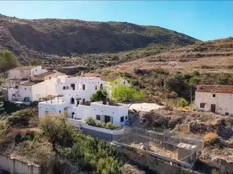 Casa rústica en Albanchez