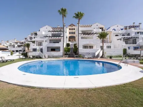 Casa adosada en calle Gx7M+Fp Benahavis, Espana S-N