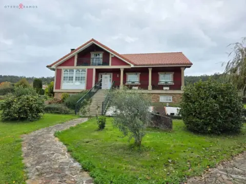 Casa en Brión