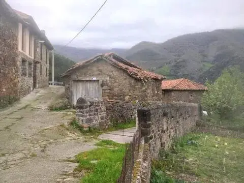 Casa rústica en calle Lerones No Number
