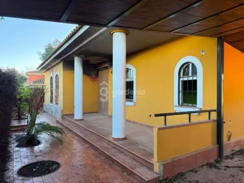 Chalet en Almensilla
