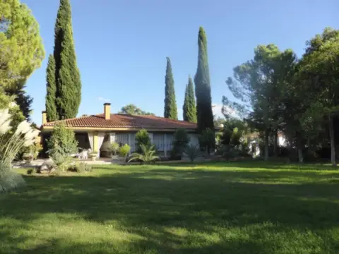 Casa en calle de las Violetas