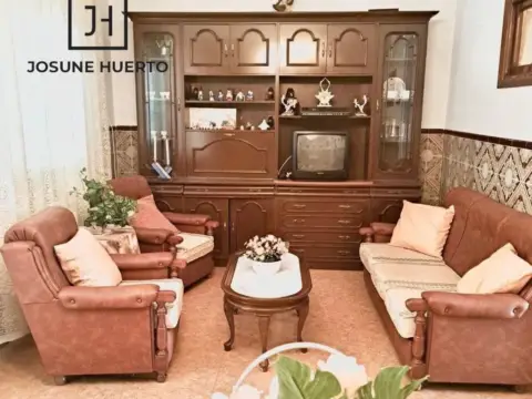 Casa rústica en Esparragosa de La Serena