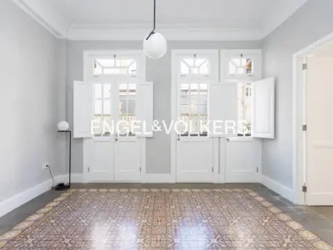 Piso en Centro-Zona calle Castillo