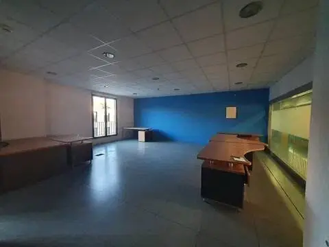 Local comercial en La Montaña-Cortijo de San Isidro