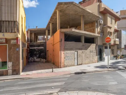 Terreno en calle Rambla de Capuchinos