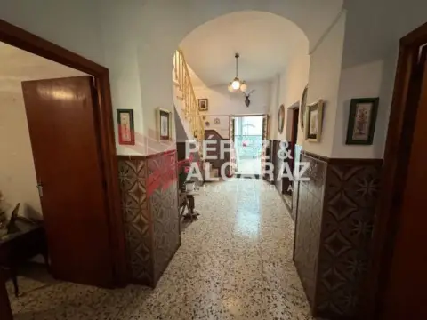 Casa pareada en calle del Caño