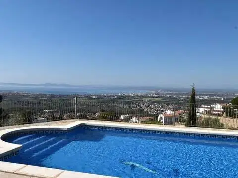 Chalet en Mas Mates-Boscà-Mas Fumats