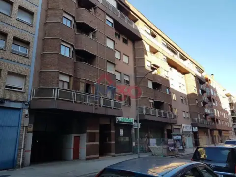 Local comercial en Anduva-Miranda Sur