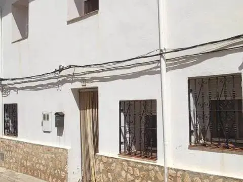 Casa adosada en Alcaraz