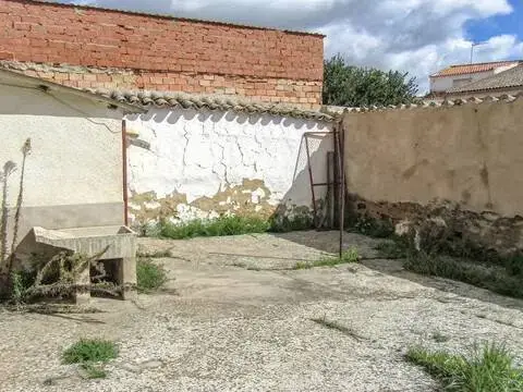 Casa adosada en Piedrabuena