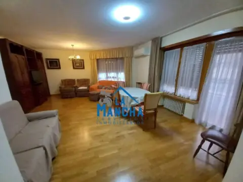 Piso en Centro-Villacerrada-Pajarita