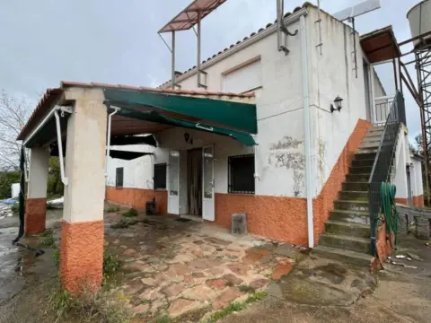 Casa rústica en Quintana de La Serena