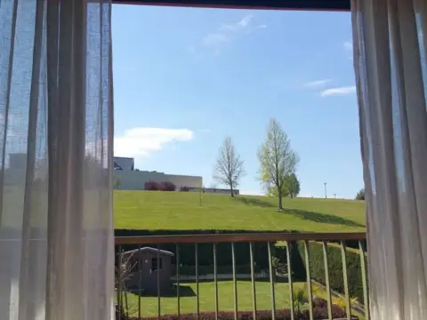 Chalet en Valle de Egüés - Eguesibar