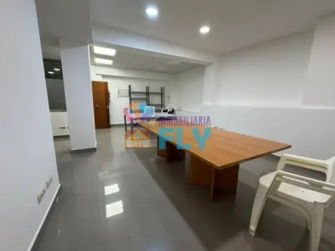 Oficina en Camelias-Pi y Margall