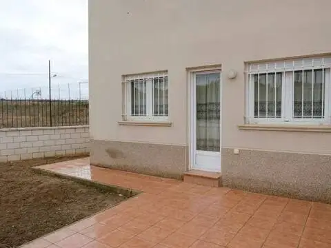 Casa adosada en Chinchilla de Monte-Aragón