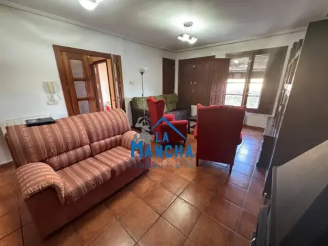 Casa adosada en Chinchilla de Monte-Aragón