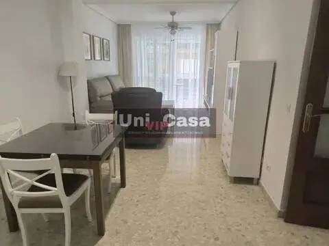 Piso en Huerta de la Reina-Arruzafilla-Parque Figueroa-Noreña
