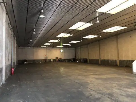 Nave industrial en Carretera de la Torre Romeu, 19