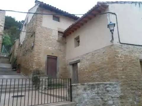 Chalet en Uncastillo