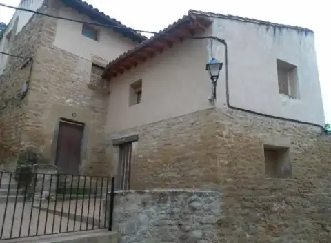 Chalet en Uncastillo