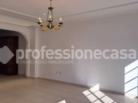 Casa adosada en calle del Reverendo Tomás Rodríguez Mora