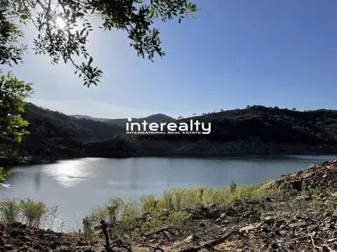 Chalet en Castellar de la Frontera