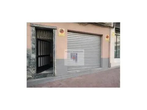 Local comercial en Centro-Zona Alta