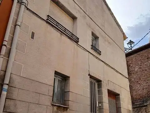 Casa adosada en Villaverde de Rioja